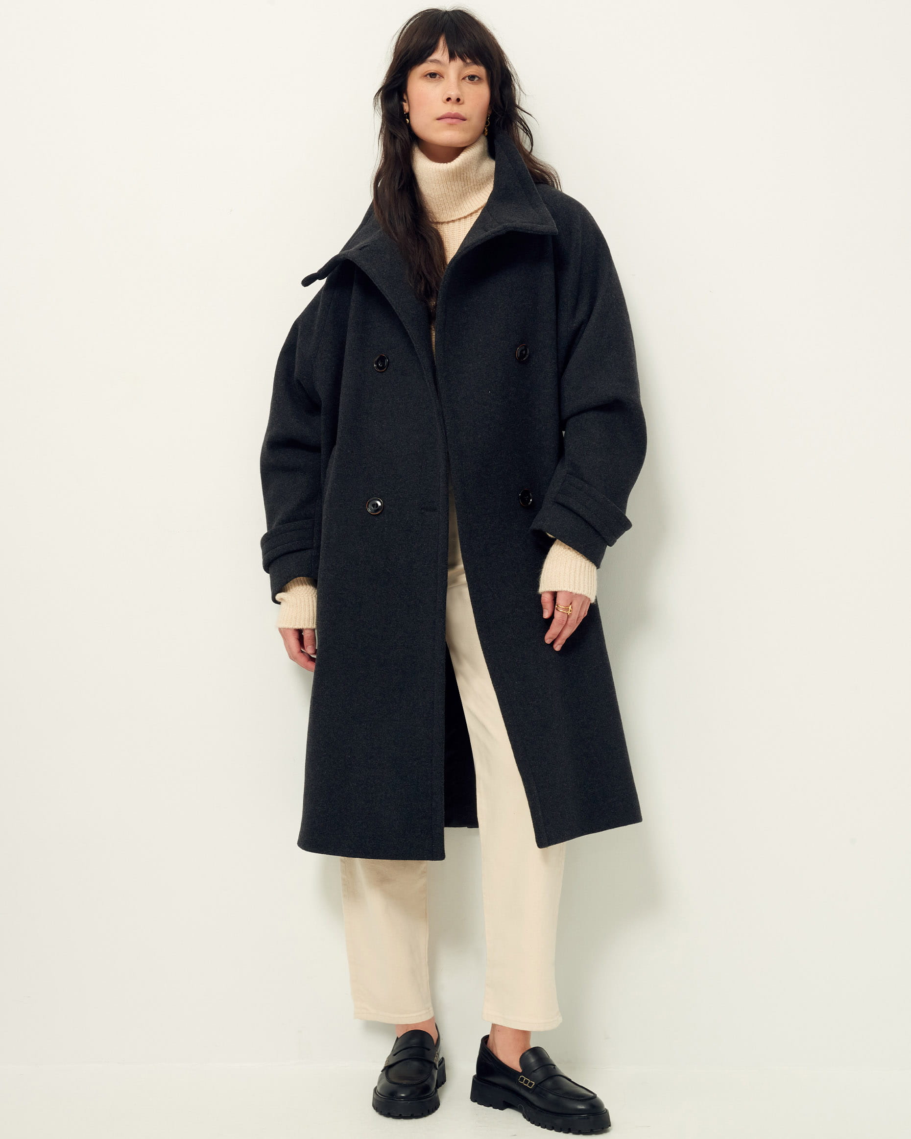 BLEECKO Carbonella Coat SESSUN Official website