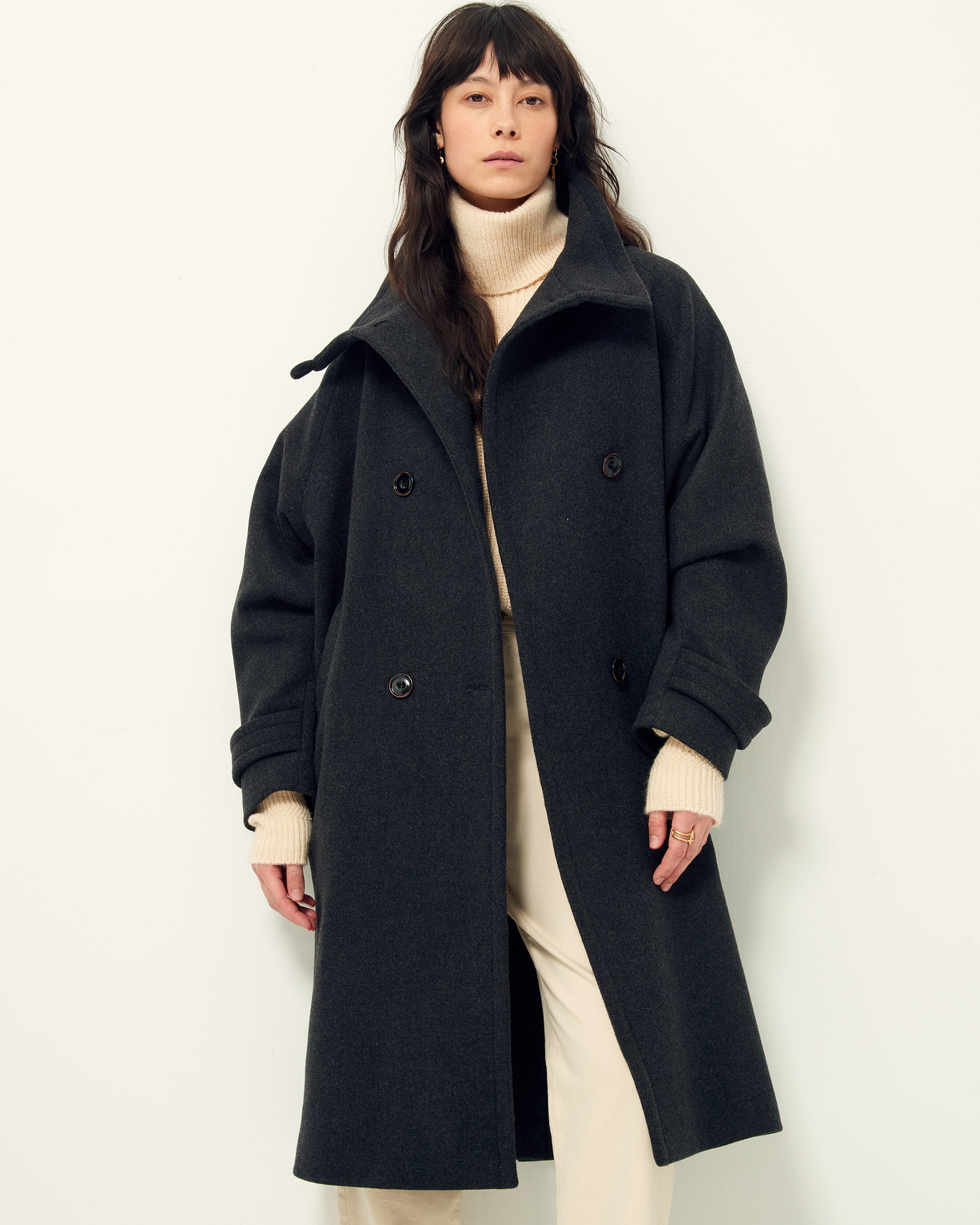 BLEECKO Carbonella Coat SESSUN Official website