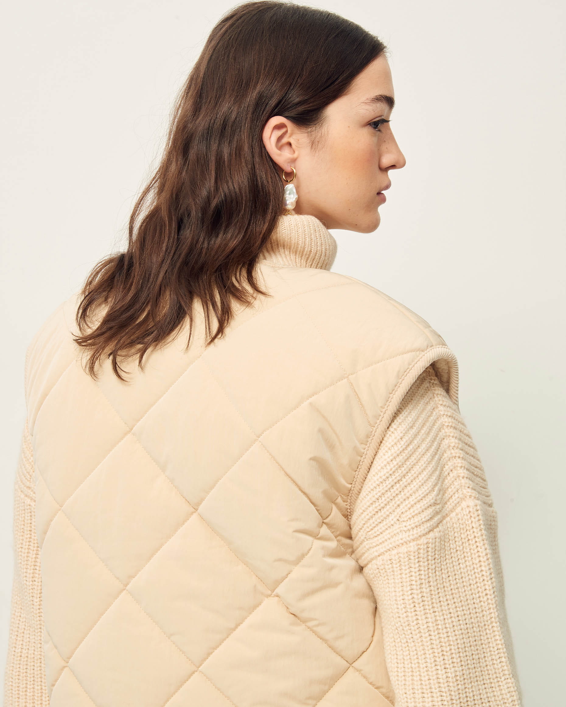 SNOWDONIA Sandcream | Jacket | SESSÙN Official website