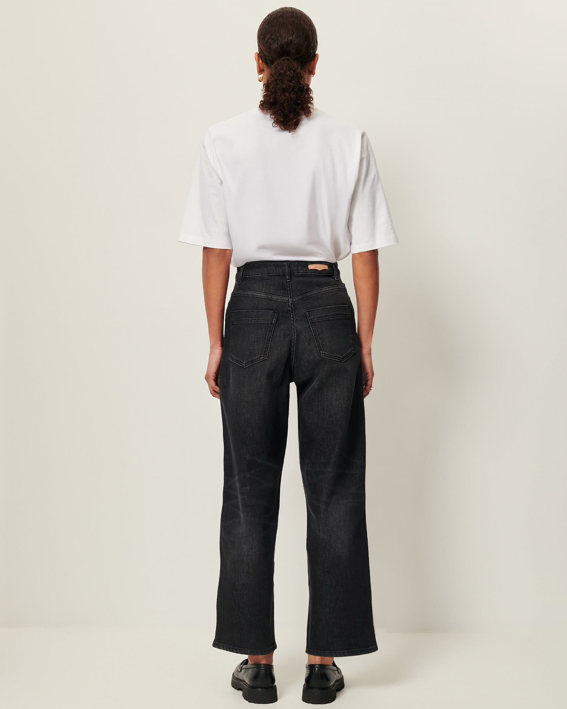 【SIENNE】 Old fashioned Denim Pants /追跡付 BAY CRUISE Brocken Black | Denim | SESSÙN Official website