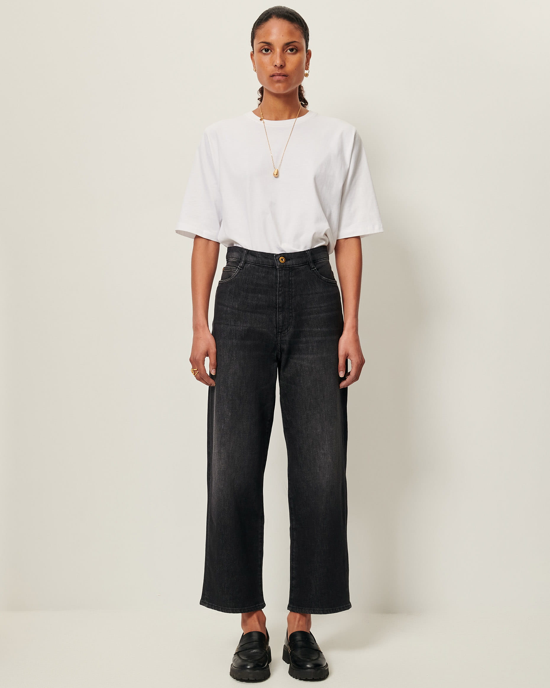 BAY CRUISE Brocken Black | Denim | SESSÙN Official website BAY CRUISE Brocken Black | Denim | SESSÙN Official website