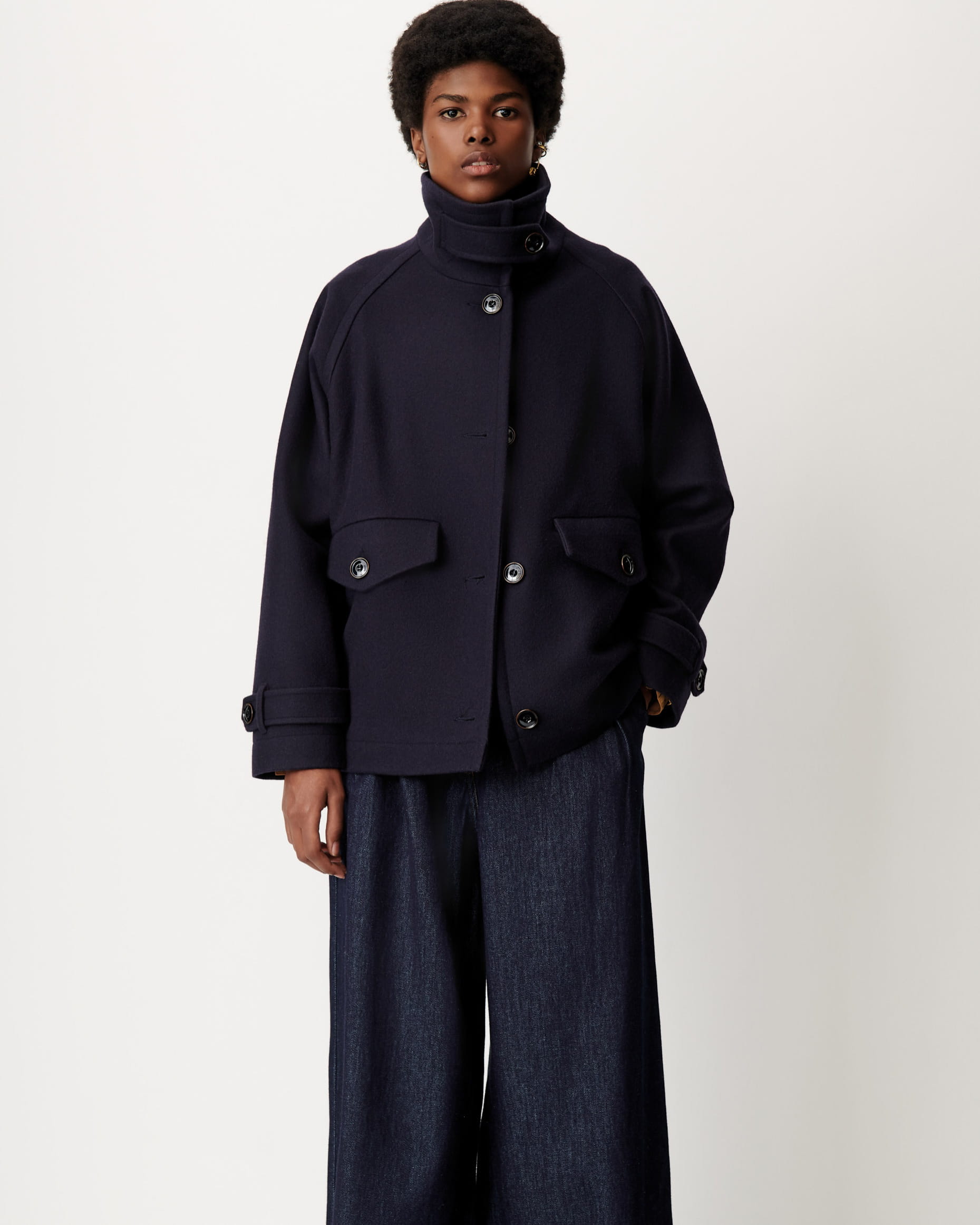 LEE WOOLY Navy | Coat | SESSÙN Official website