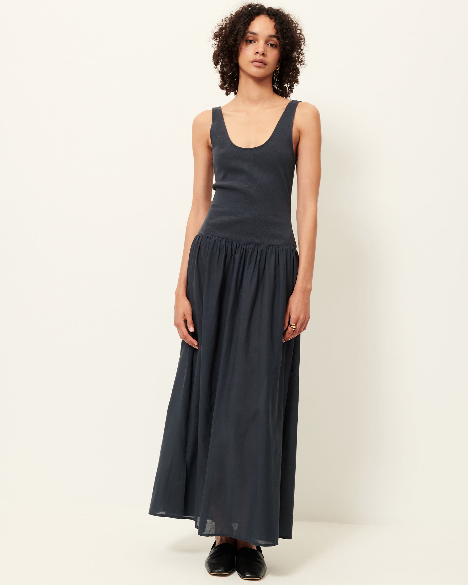 SOLAO Smoke Green | Dress | SESSN Official website