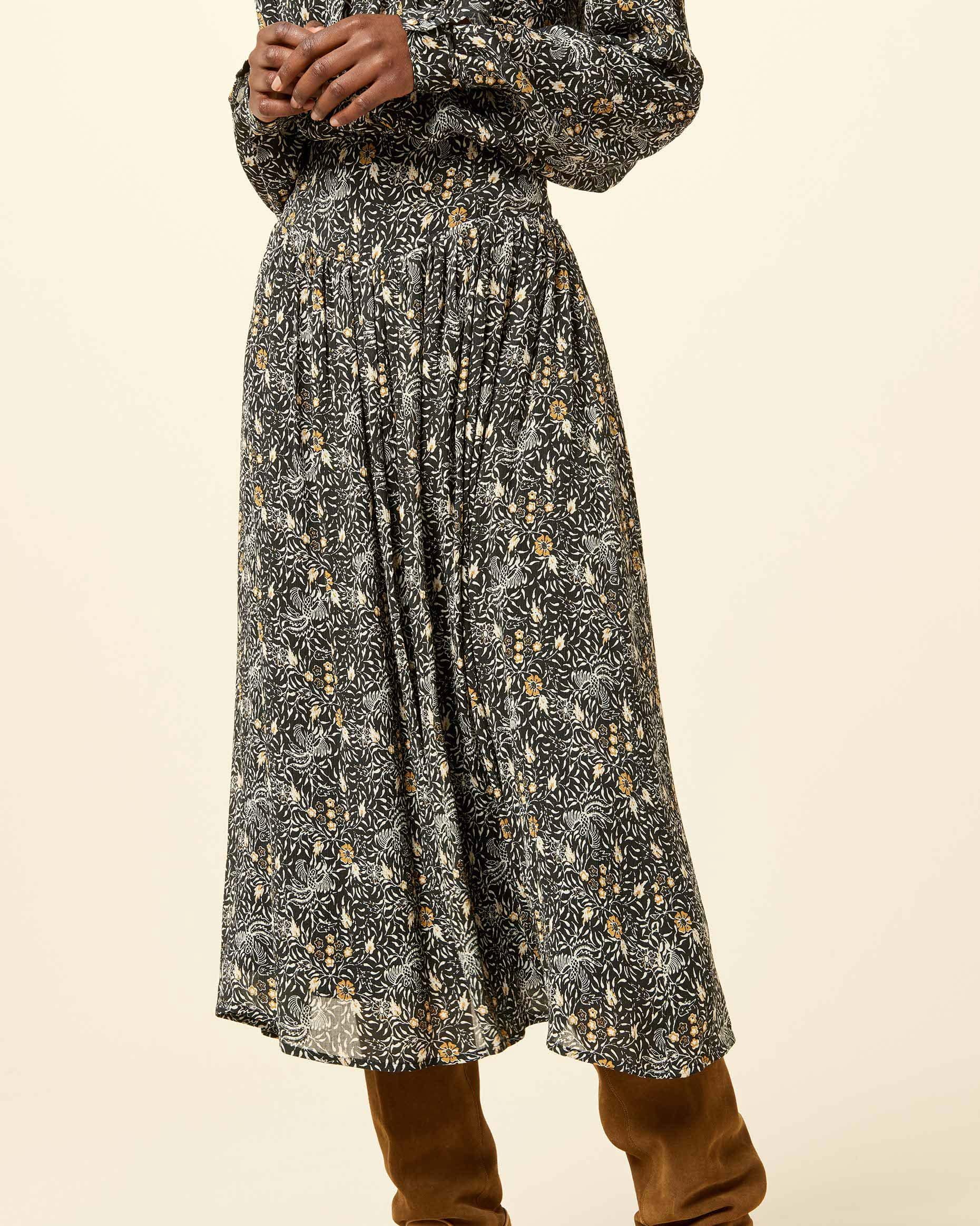 alya clothing website