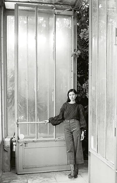 Noémie Ferst en pull Listowel et pantalon Hudson Street Sessùn