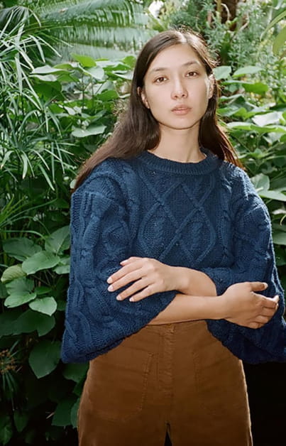 Noémie Ferst en pull Listowel et pantalon Hudson Street Sessùn