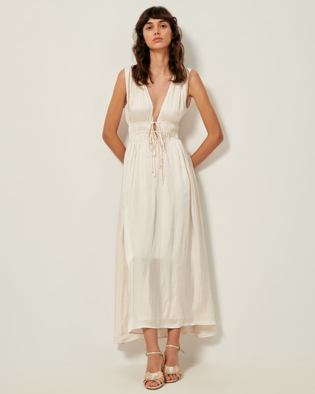 PREZIOSA OUI White Swan Robe SESSUN Site officiel