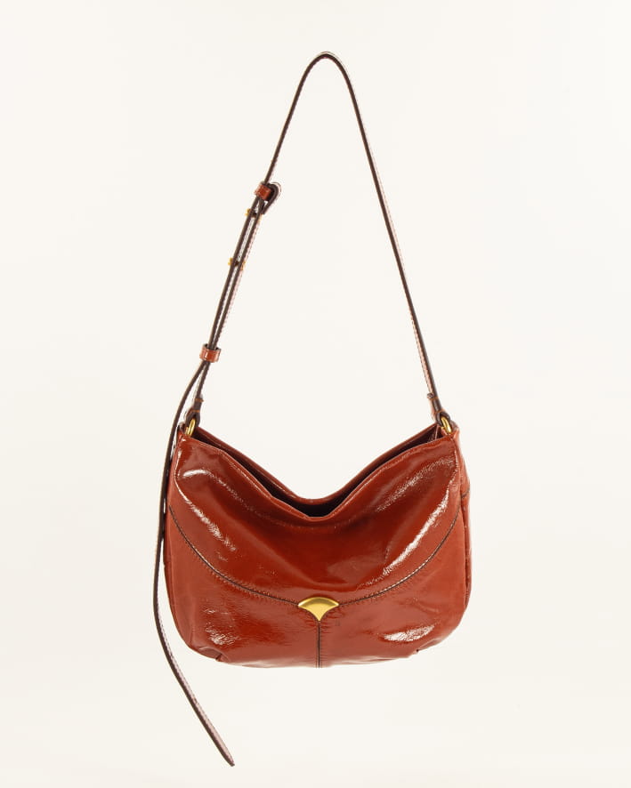 Divilio small p