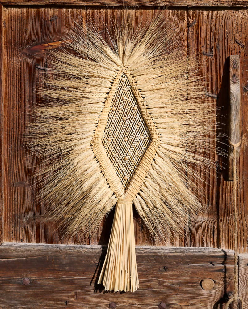 #.three_images_title_cta|7.image_title_cta_image_title_cta_2.image_1.image_1.alt#