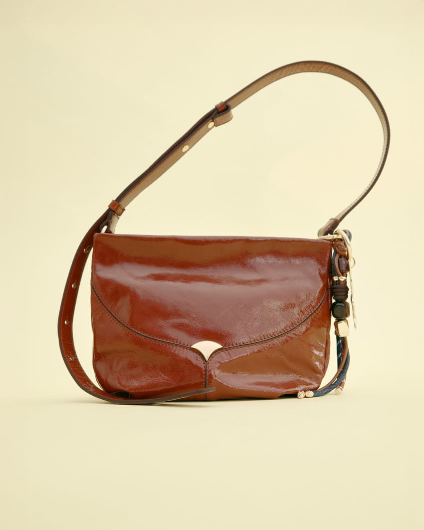 Divilio small p